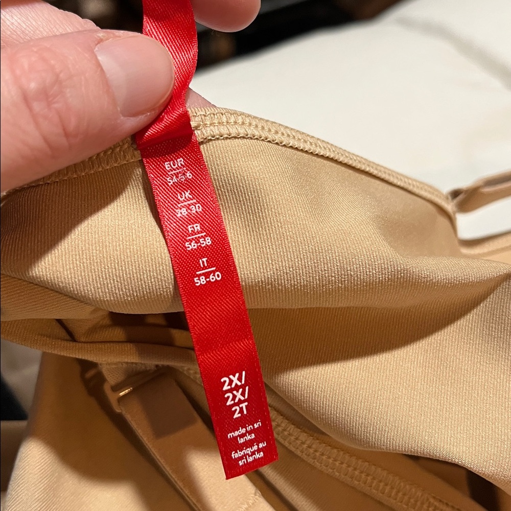 Spanx Shape Cami - Picture 8 of 8